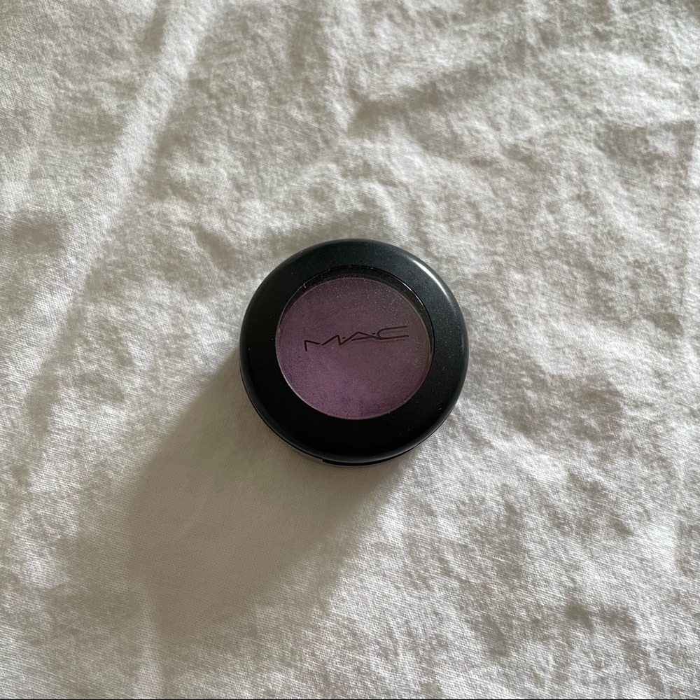 MAC Eyeshadow - Picture 4 of 8